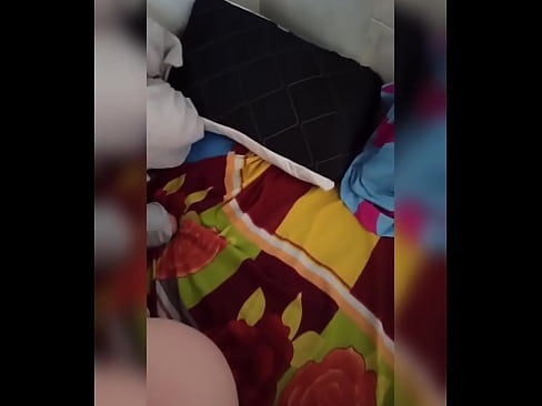 ❤️ Nire gelakidea etxean bakarrik geratzen da, bere senarra oporretara joaten delako eta nik izorratzeko eta ipurdia esnez betetzeko aprobetxatzen dut ❤❌ Errusiar porno %eu.basseyn-vsem.ruan ❌️
