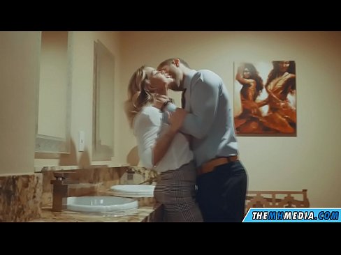 ❤️ Ilehoria busti batek komun publiko batean seduzitzen zaituenean ❤❌ Errusiar porno %eu.basseyn-vsem.ruan ❌️
